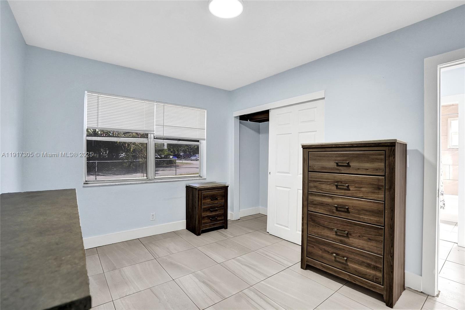 HOLLYWOOD PARK - Residential Income