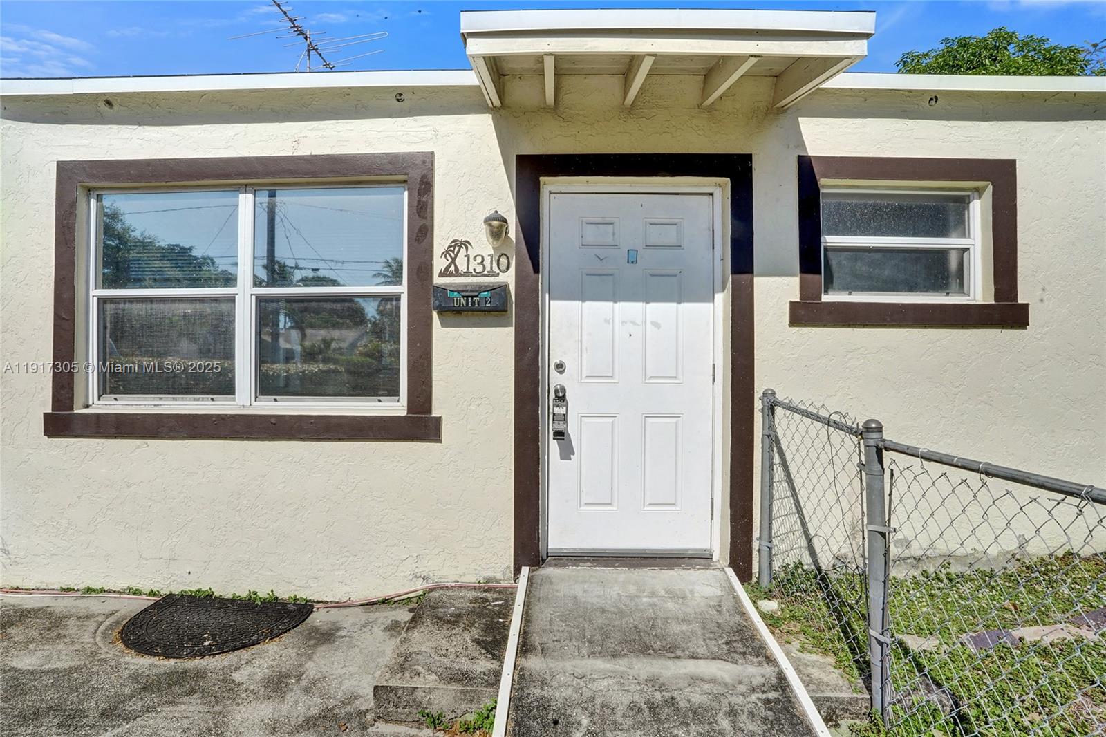 HOLLYWOOD PARK - Residential Income