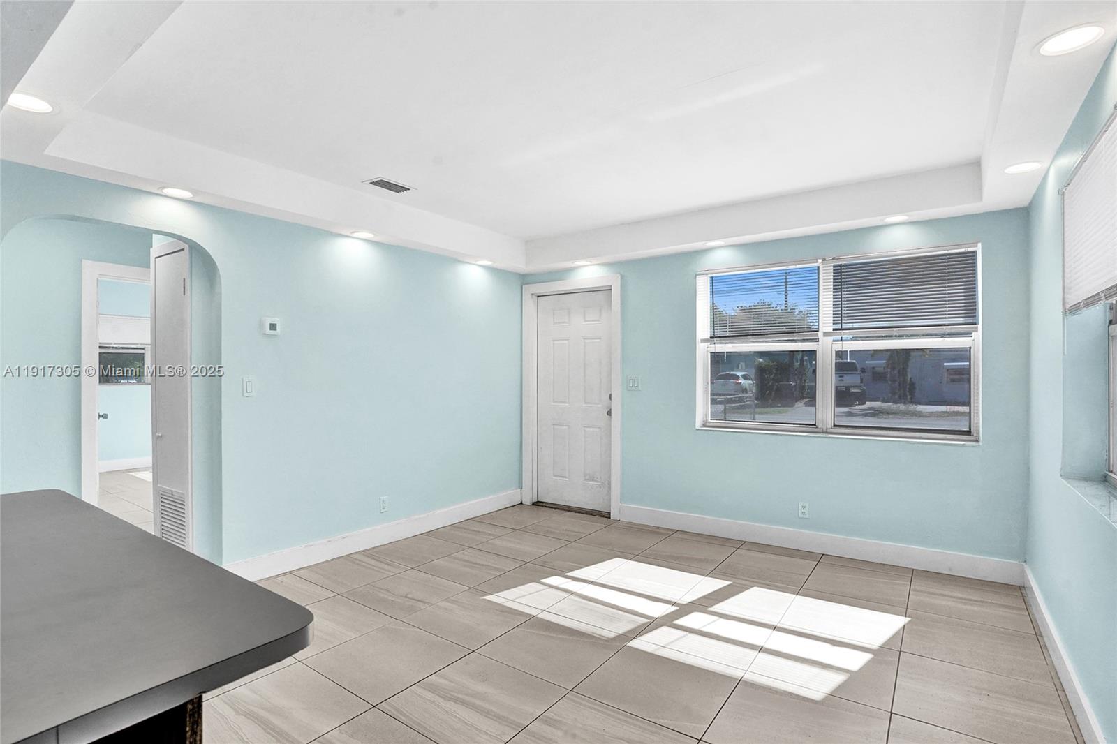 HOLLYWOOD PARK - Residential Income