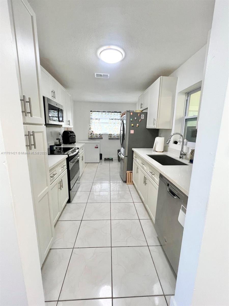 MAINLANDS OF TAMARAC LAKE - Residential