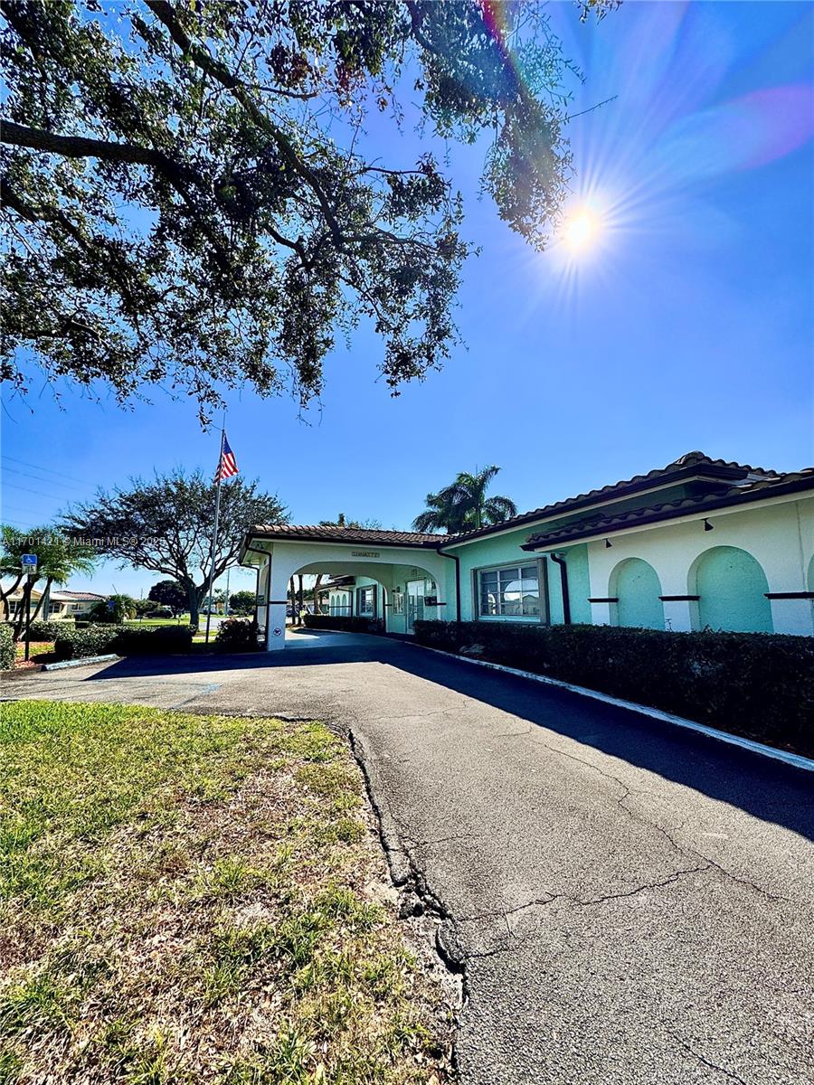 MAINLANDS OF TAMARAC LAKE - Residential