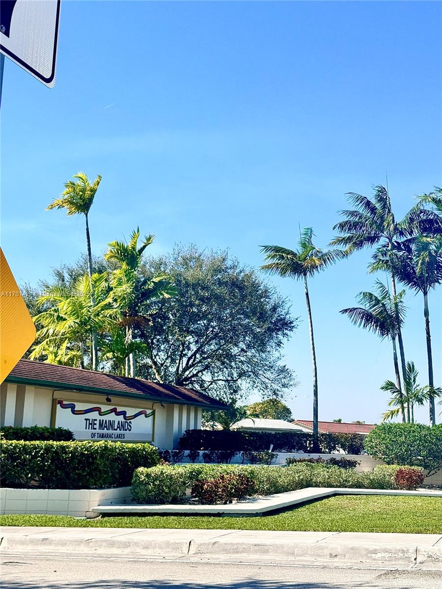 MAINLANDS OF TAMARAC LAKE - Residential