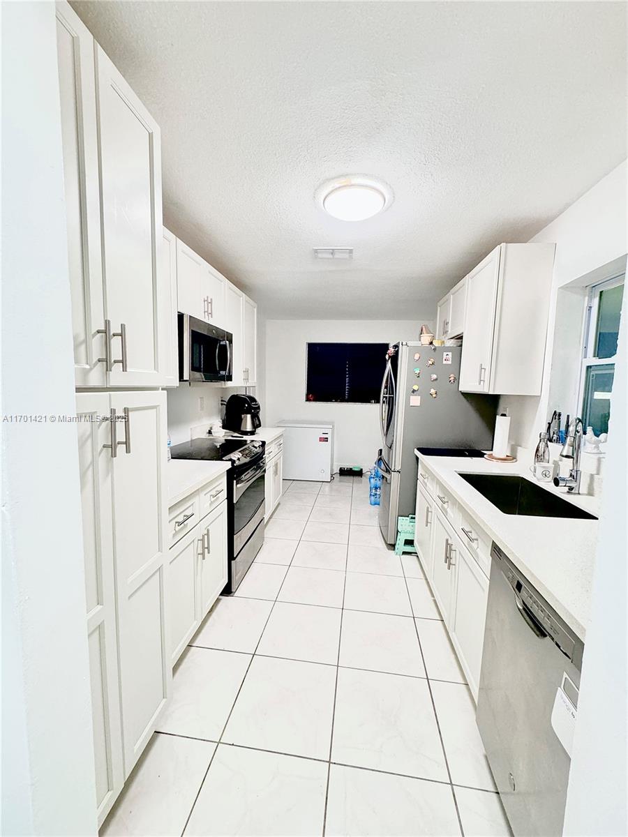 MAINLANDS OF TAMARAC LAKE - Residential