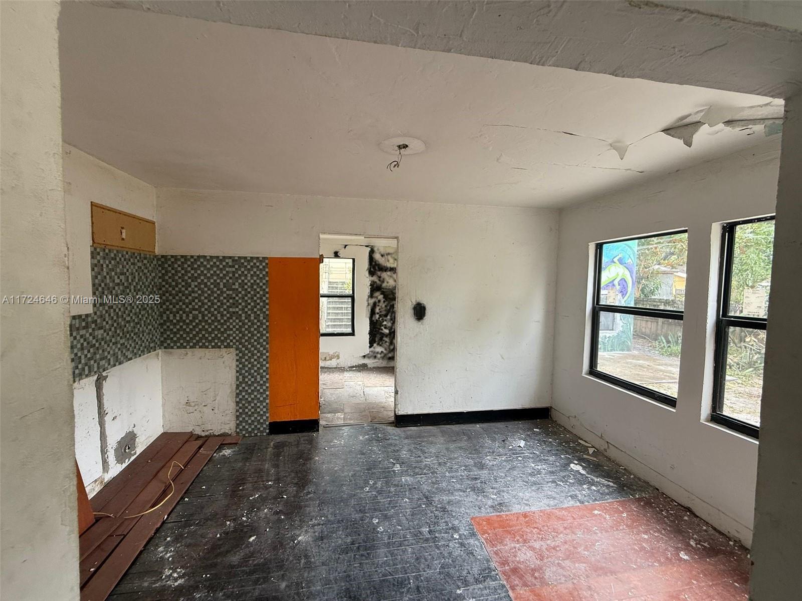 ROCKMOOR VILLA TRACK - Residential Income