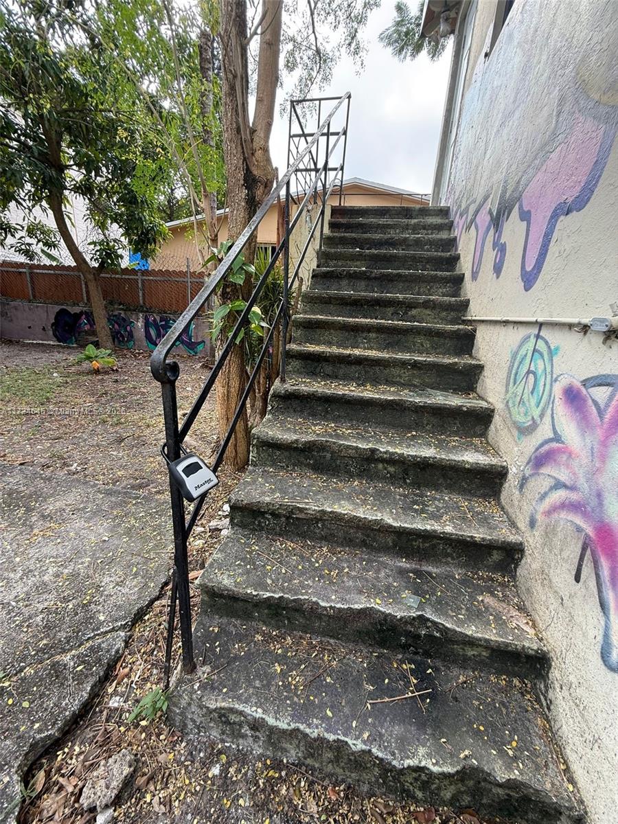 ROCKMOOR VILLA TRACK - Residential Income