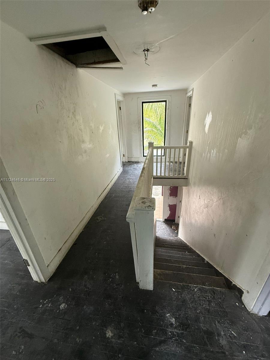 ROCKMOOR VILLA TRACK - Residential Income