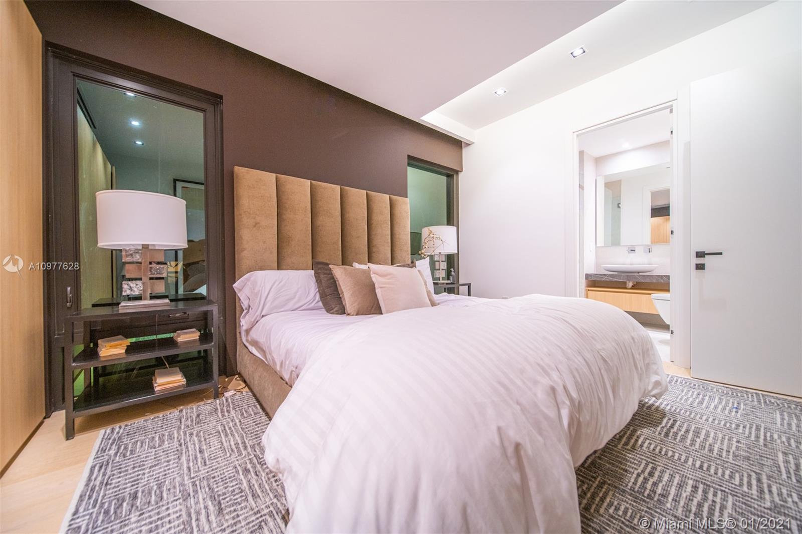 NORMANDY GOLF COURSE - Residential