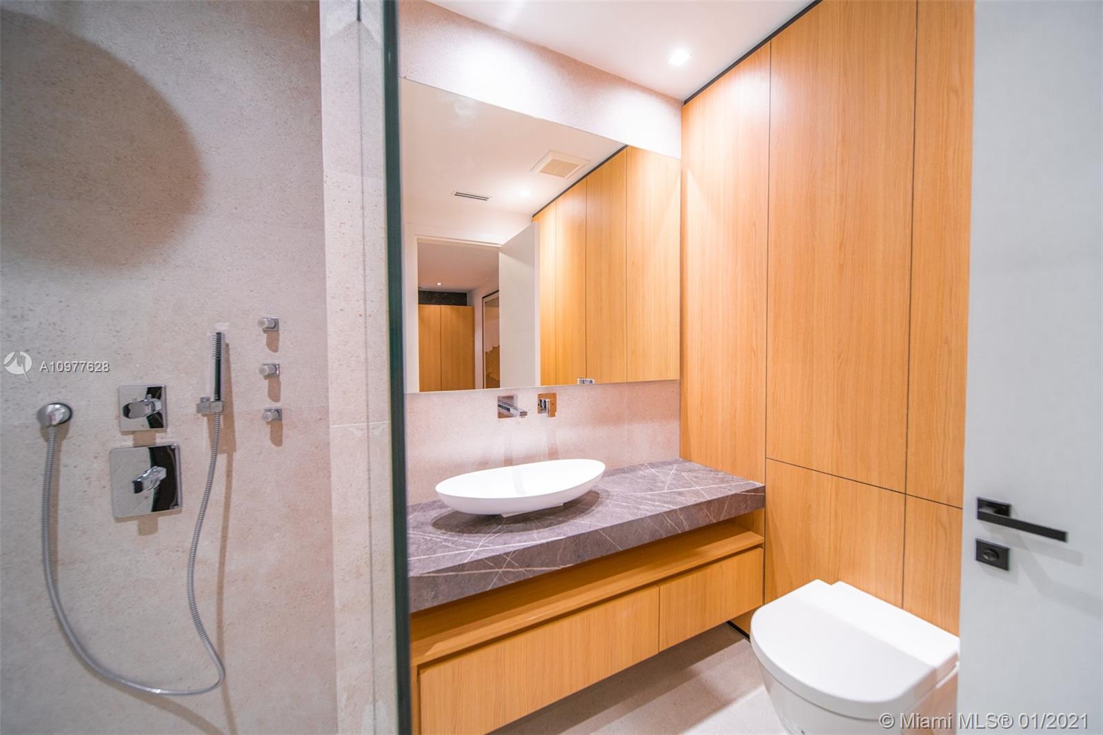 NORMANDY GOLF COURSE - Residential