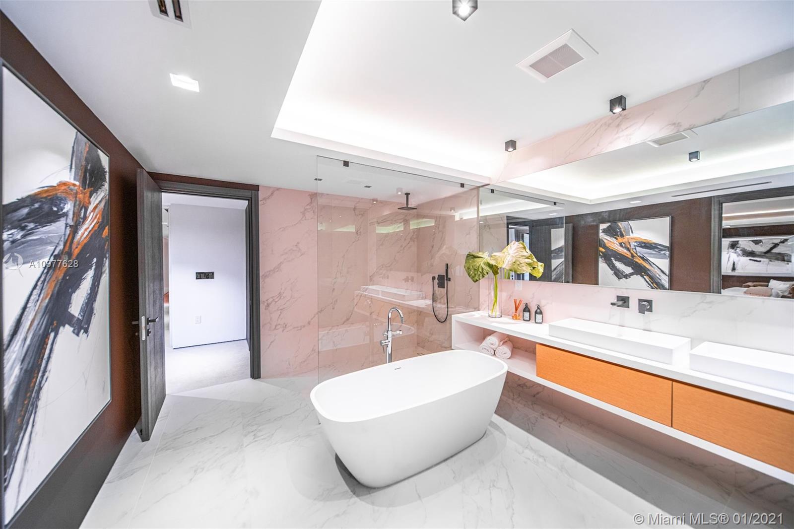 NORMANDY GOLF COURSE - Residential