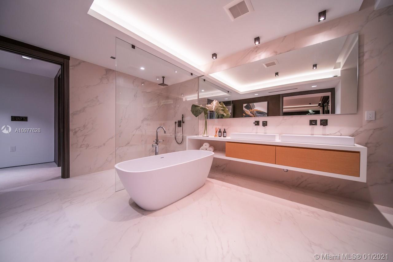 NORMANDY GOLF COURSE - Residential