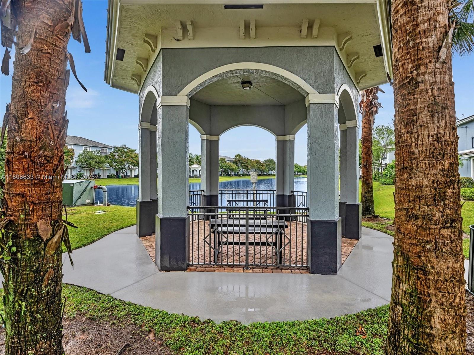 GEORGETOWN - Residential