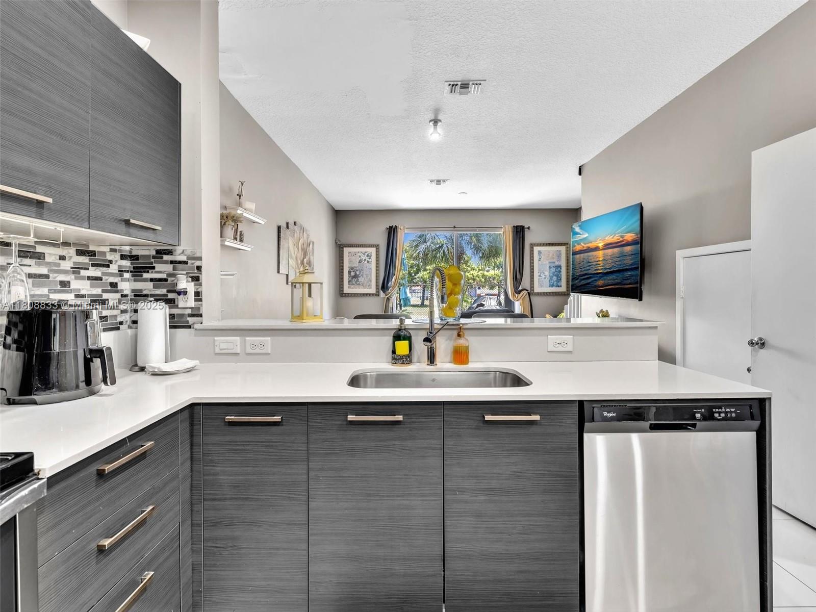GEORGETOWN - Residential