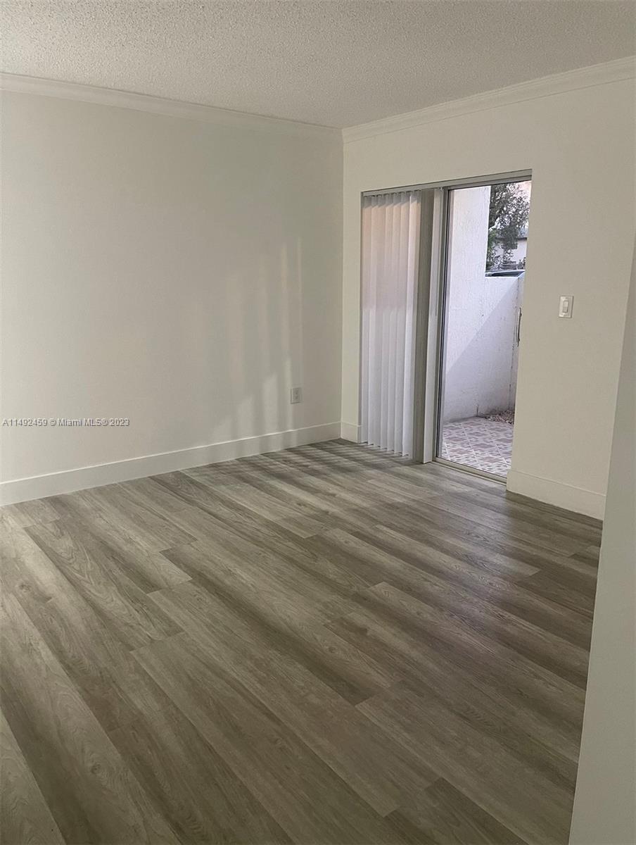 POINT LAKE CONDO VIII - Residential Lease