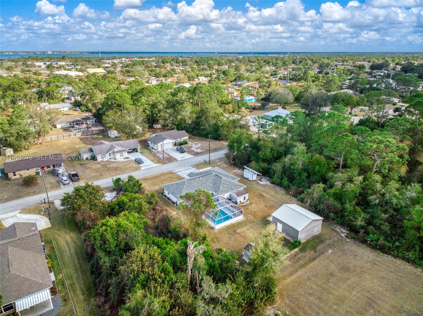 SEBRING COUNTRY ESTATES - Residential