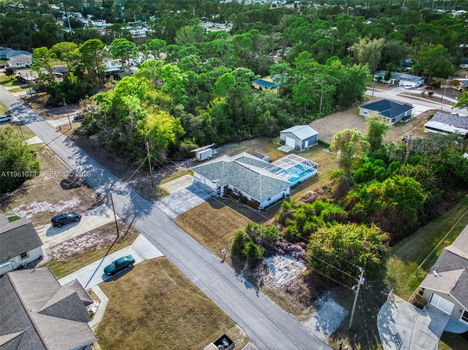 SEBRING COUNTRY ESTATES - Residential