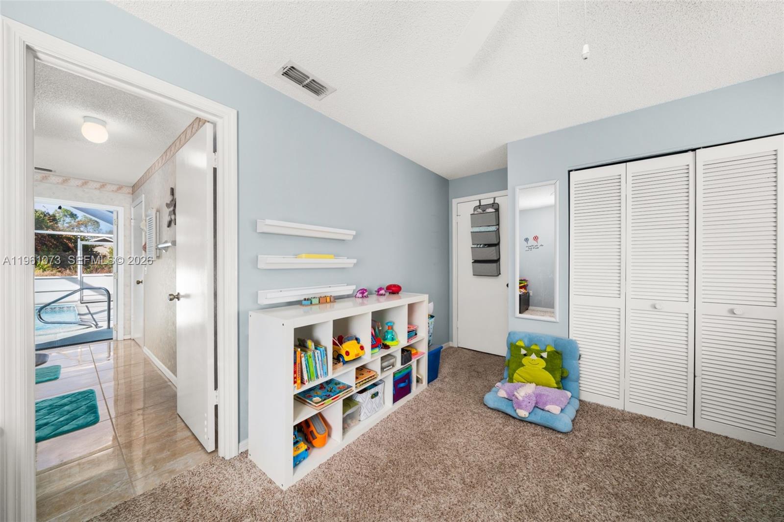 SEBRING COUNTRY ESTATES - Residential