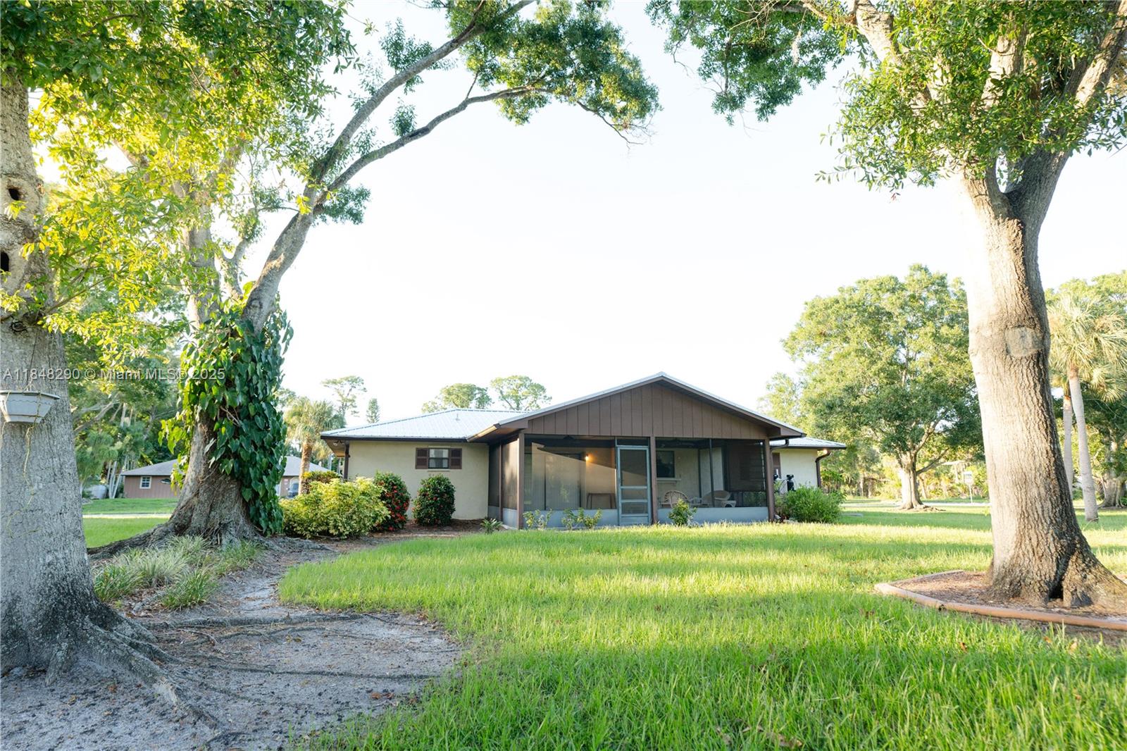 LAKEWOOD PARK UNIT 8 - Residential