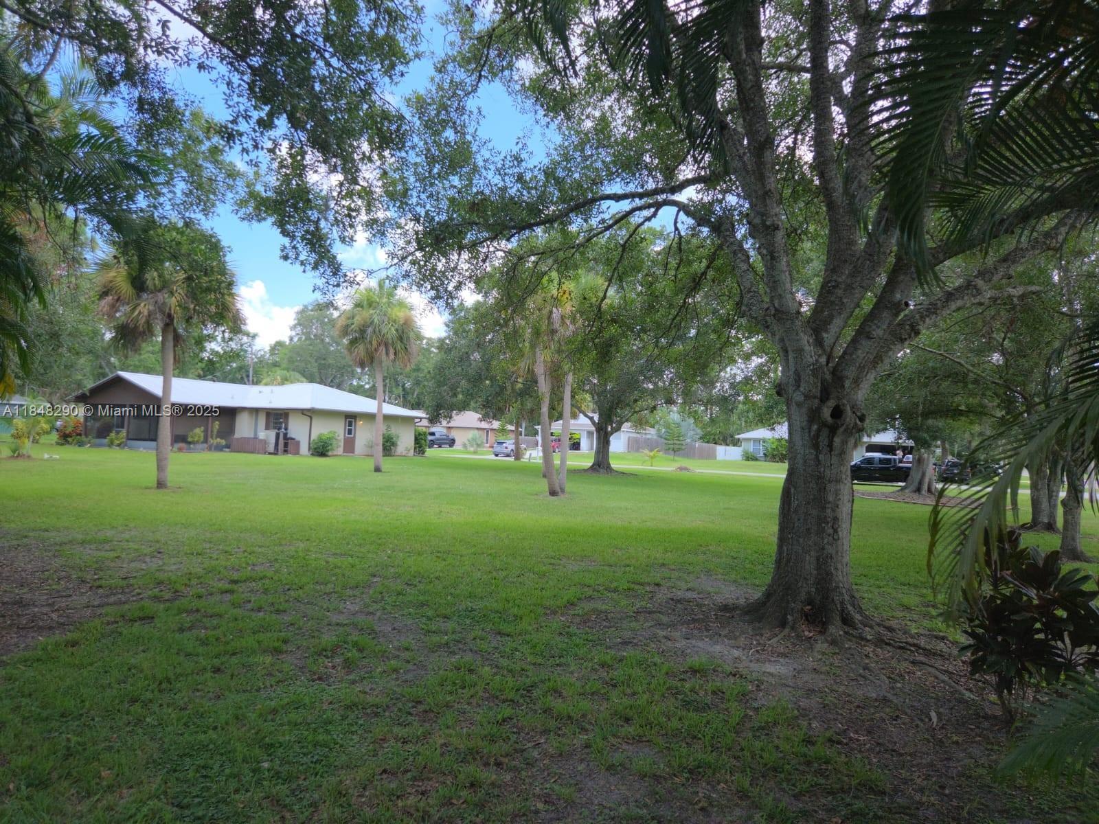 LAKEWOOD PARK UNIT 8 - Residential