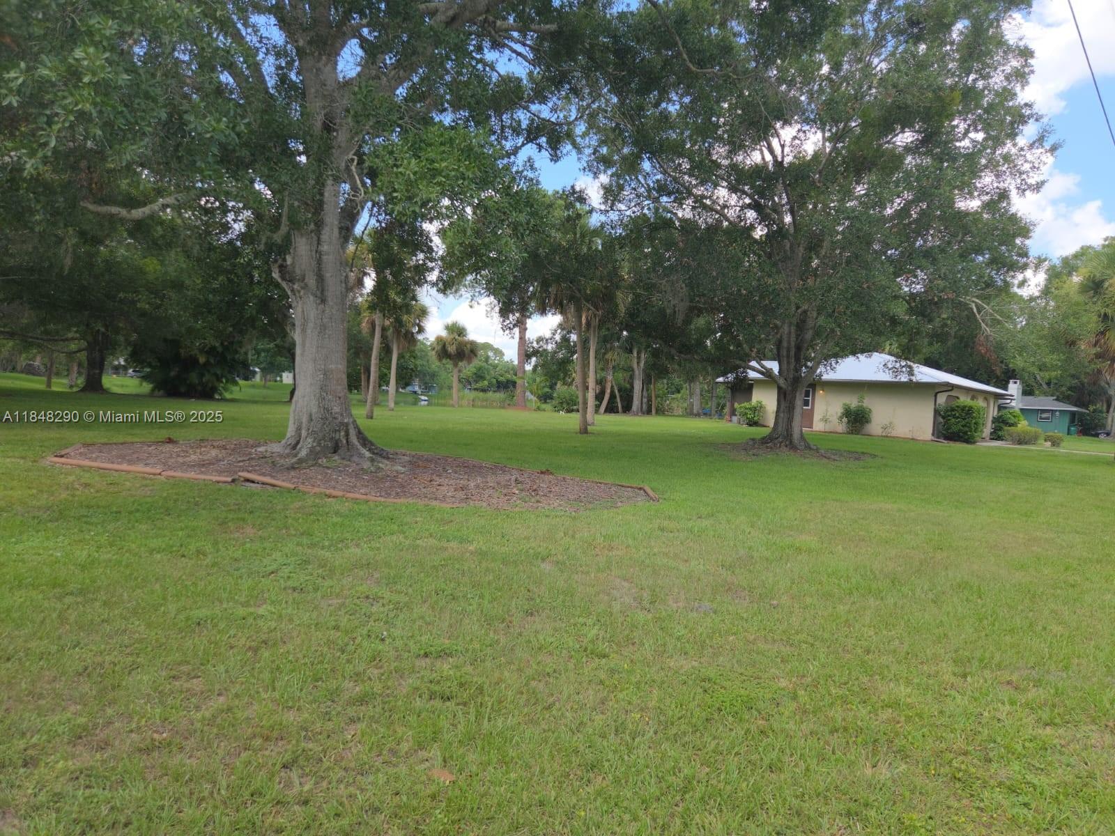 LAKEWOOD PARK UNIT 8 - Residential