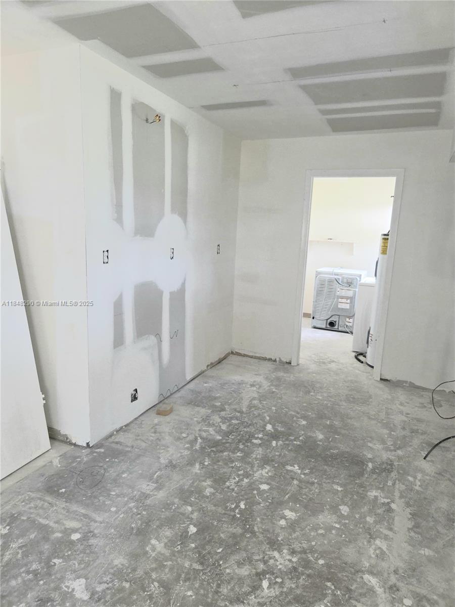 LAKEWOOD PARK UNIT 8 - Residential