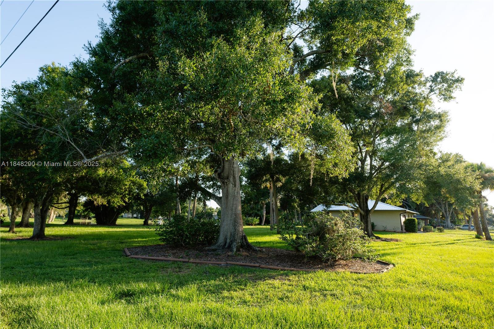 LAKEWOOD PARK UNIT 8 - Residential