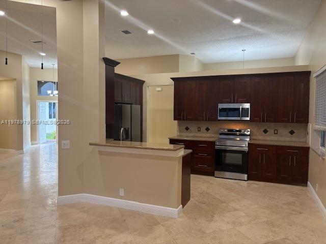 SECTOR 6 EAST - Residential Lease