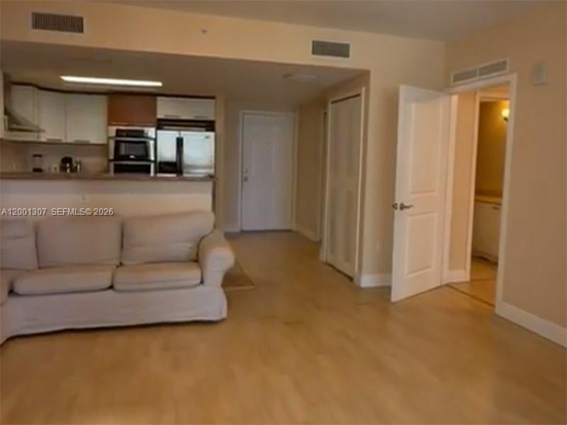 THE SAIL CONDO - Residential Lease