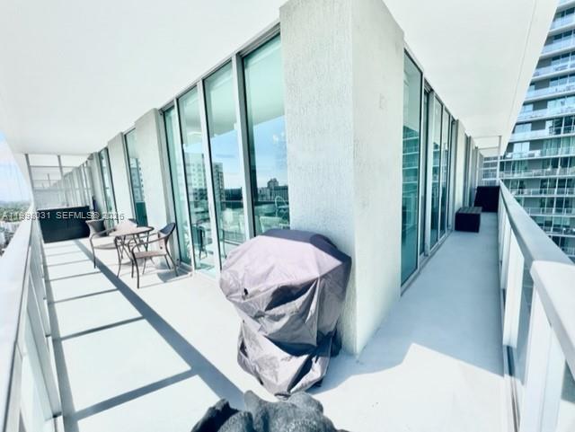 THE AXIS ON BRICKELL COND - Residential Lease