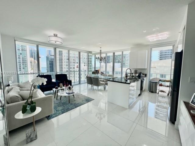 THE AXIS ON BRICKELL COND - Residential Lease