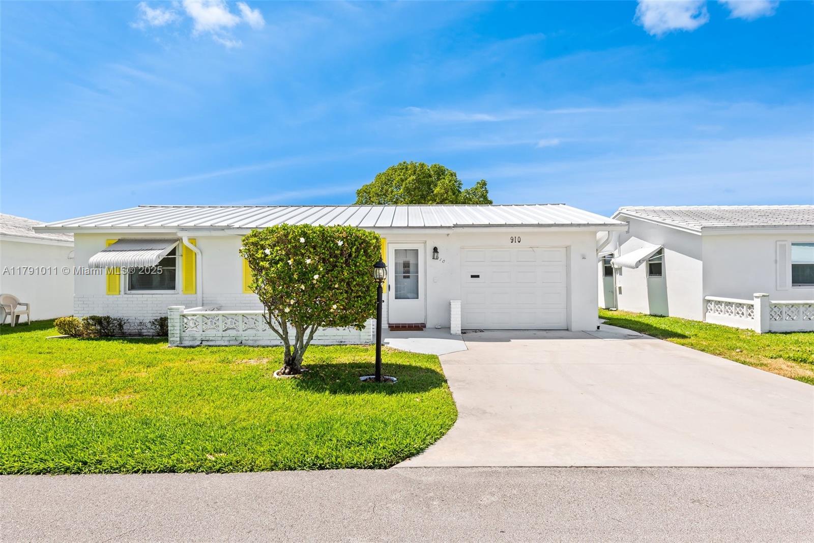 Palm Beach Leisureville - Residential Lease