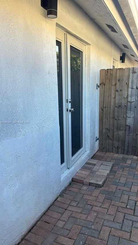 10172 SW 159th Ave 10172 Miami FL 33196