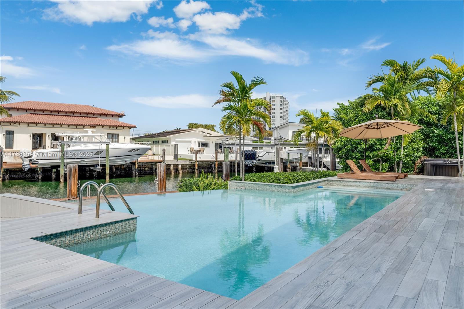 SAN SOUCI ESTATES - Residential