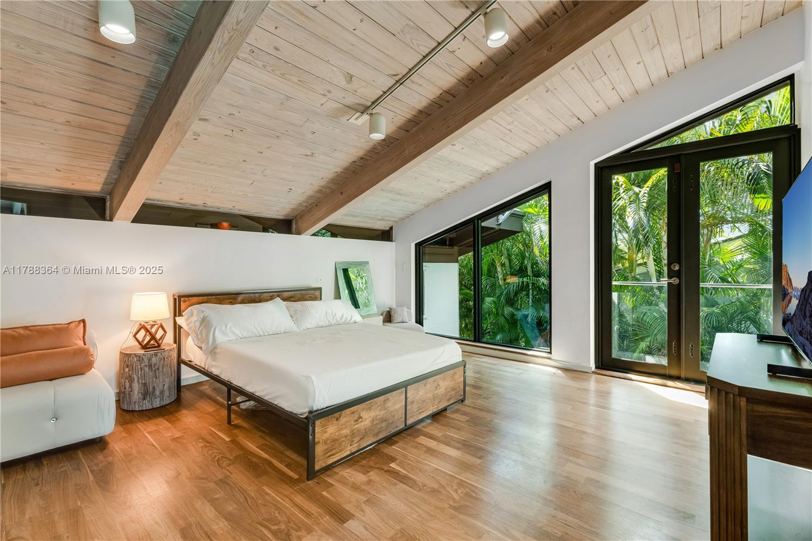 SAN SOUCI ESTATES - Residential