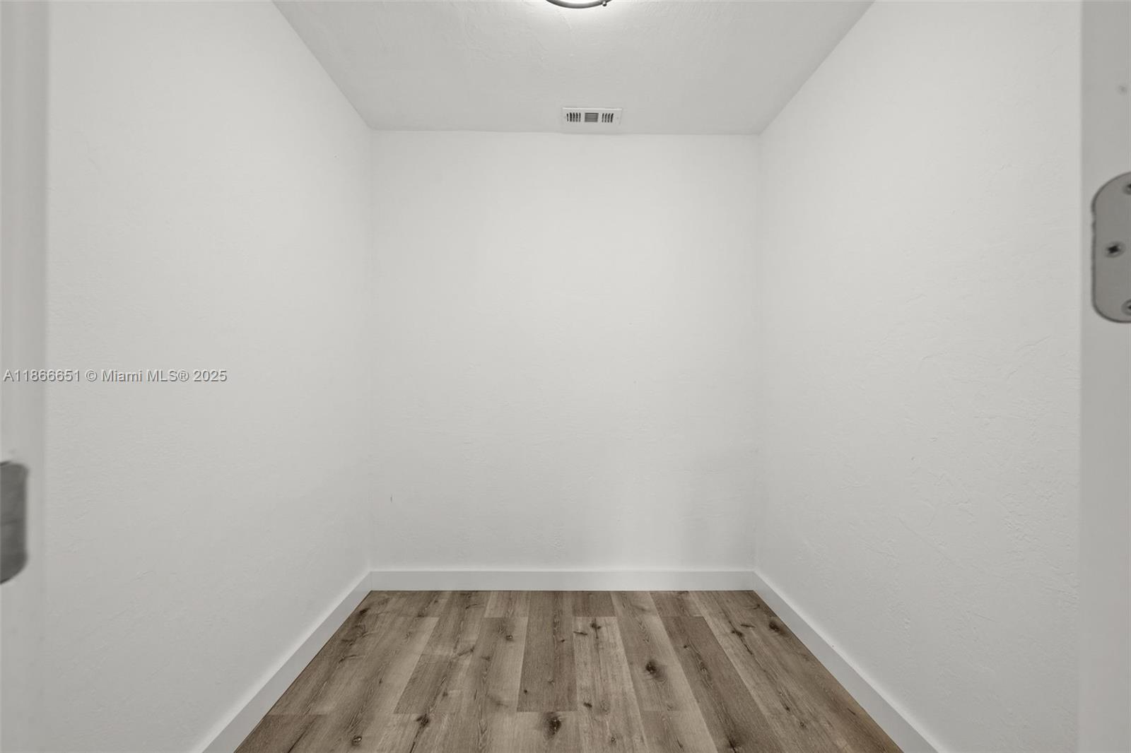 Baypointe Yacht & Racquet - Residential