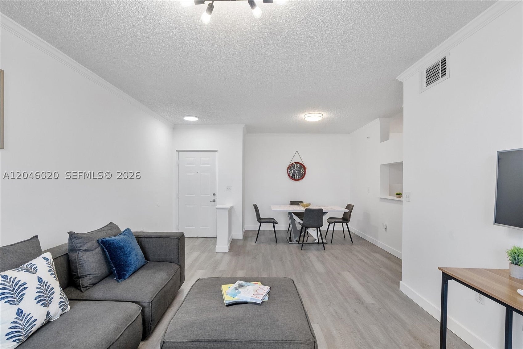17100 N Bay Rd 1717