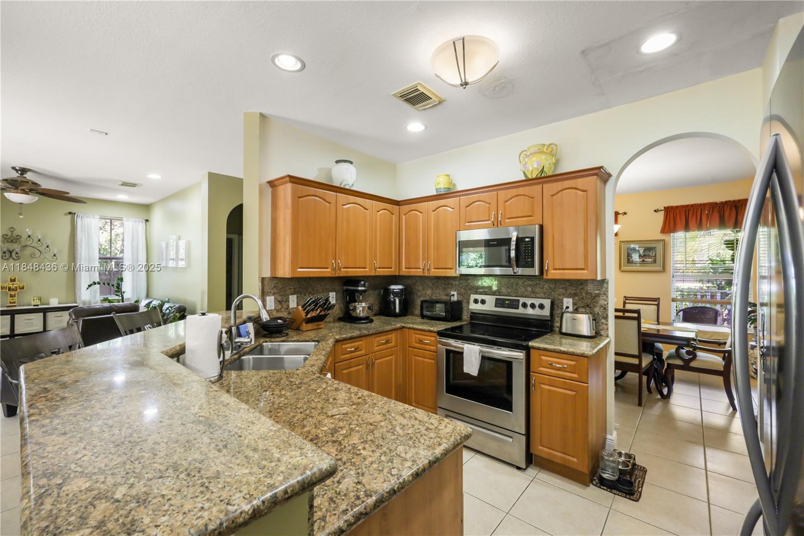 COUNTRYSIDE - Residential