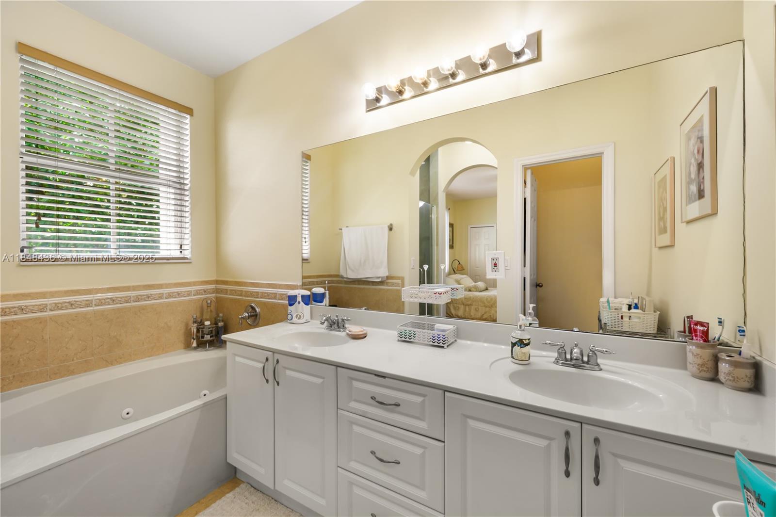 COUNTRYSIDE - Residential