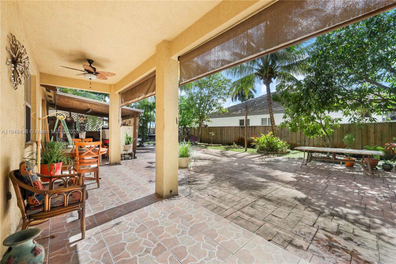 COUNTRYSIDE - Residential