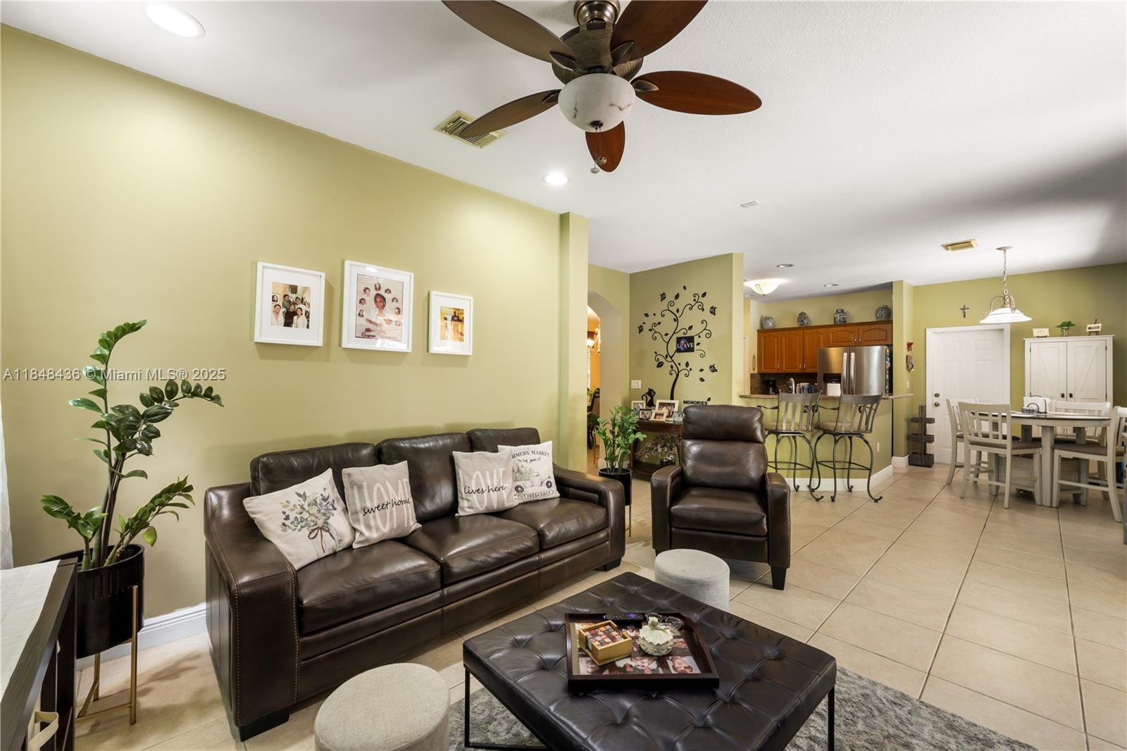 COUNTRYSIDE - Residential