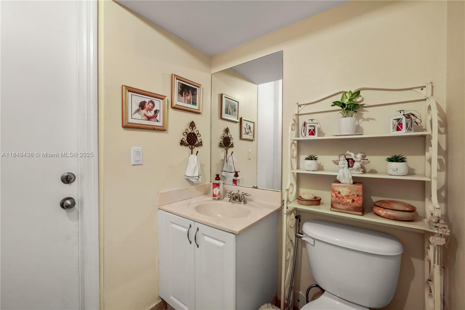 COUNTRYSIDE - Residential