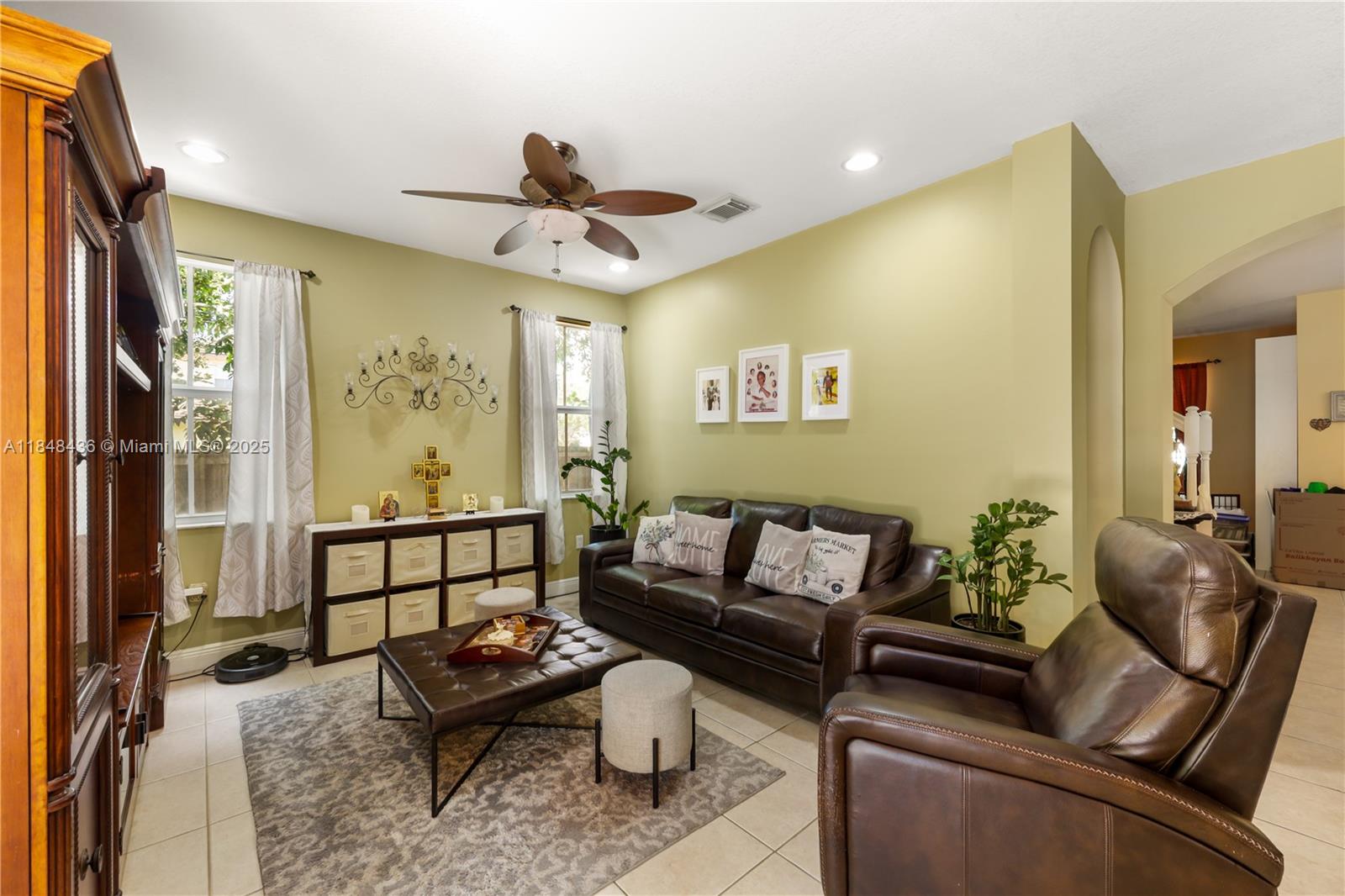 COUNTRYSIDE - Residential