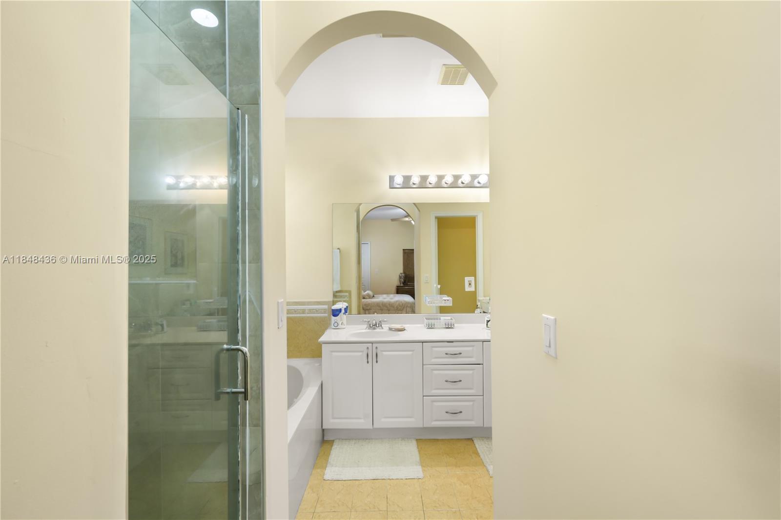 COUNTRYSIDE - Residential