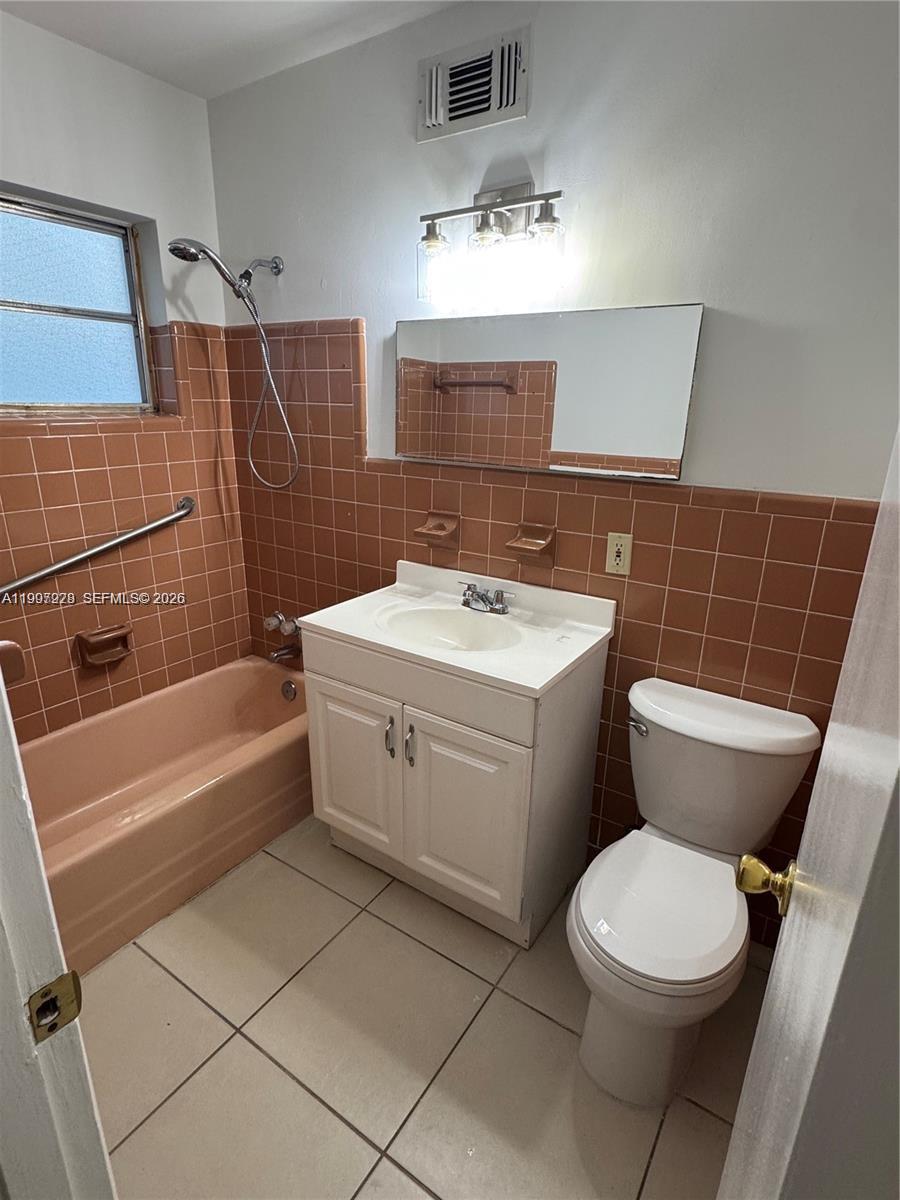 RIVER PARK UNIT 5 - Residential