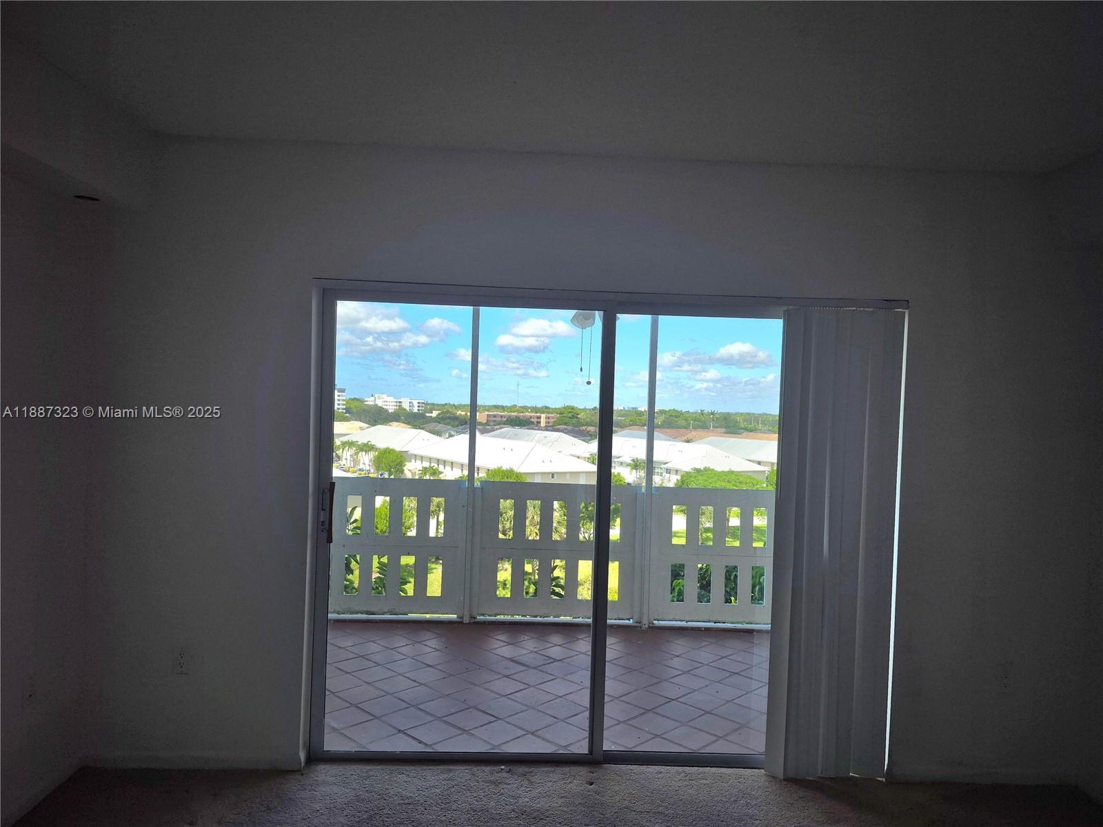 HILLCREST EAST NO 26 COND - Residential