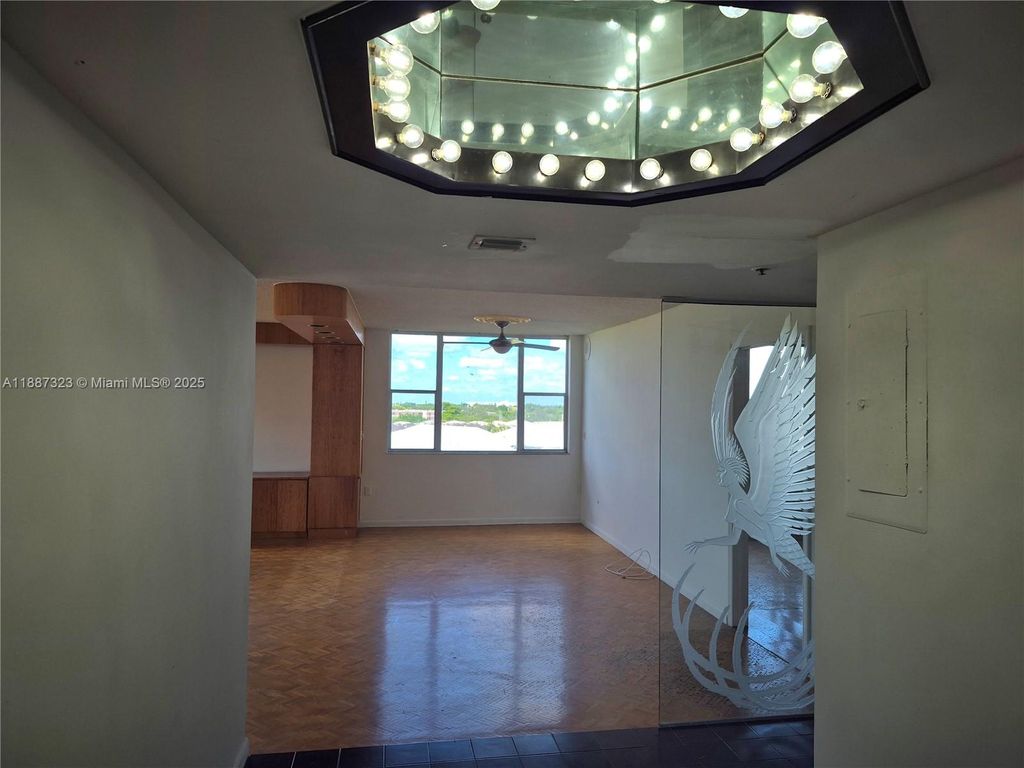 Photo of 4001 Hillcrest Dr #602-4, Hollywood, FL 33021 (MLS # A11887323)