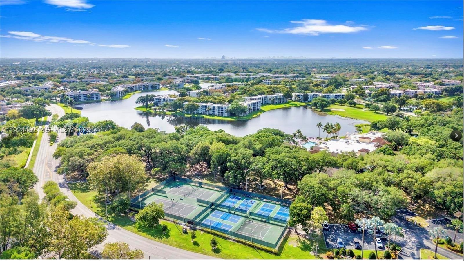 CONDO 10 OF WHITEHALL CON - Residential