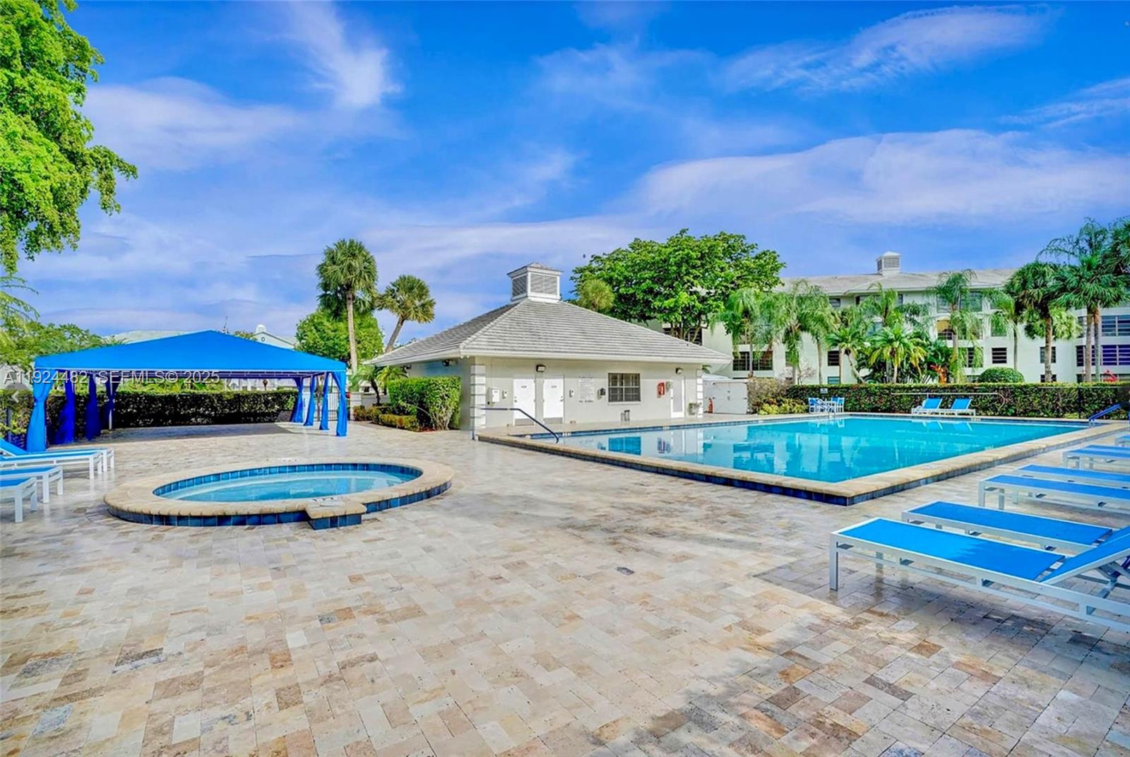 CONDO 10 OF WHITEHALL CON - Residential