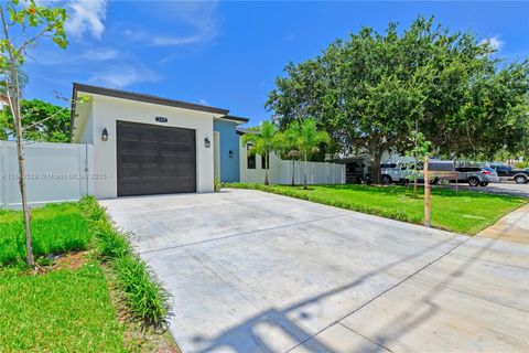 Photo of 335 NW 15th St, Pompano Beach, FL 33060 (MLS # A11843529)