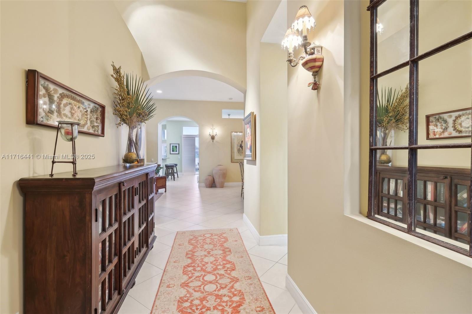 VALENCIA PALMS 6 - Residential