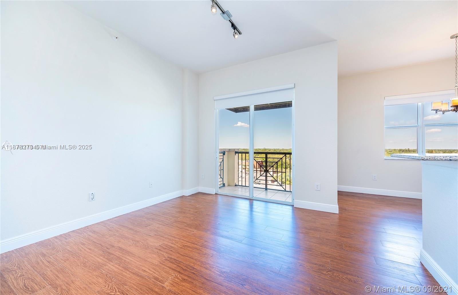 9021 SW 94th St PH07